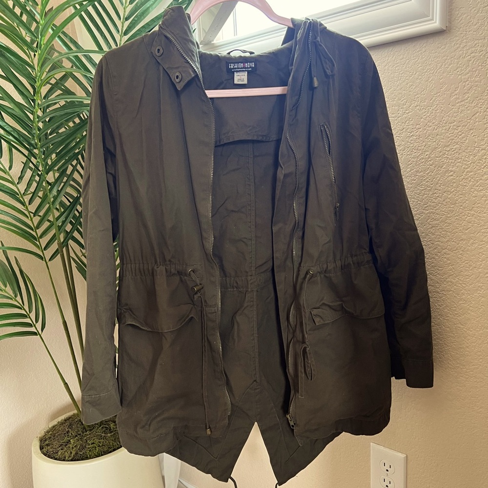 Olive Wanderer small jacket.